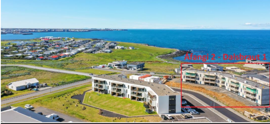 Reykjanesbær, Dalsbraut 1